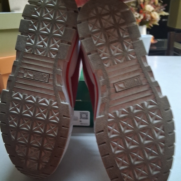 Puma Mayze Glitz JR Sneakers. - Picture 7 of 9